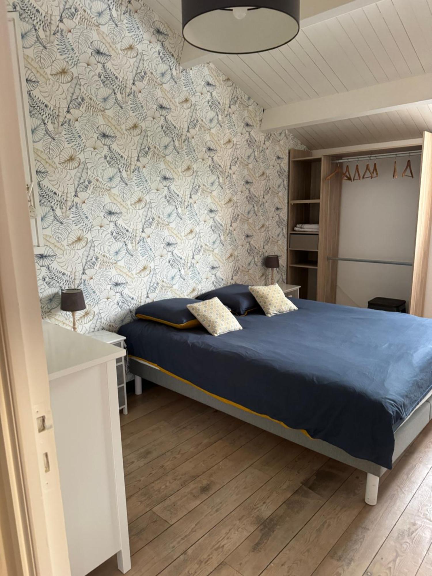 Chambres D'Hotes Des Tours A La Rochelle Ла Рошел Екстериор снимка